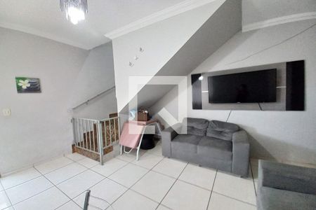 Sala de casa de condomínio à venda com 2 quartos, 70m² em São João Batista, Belo Horizonte