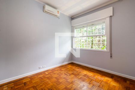Casa à venda com 280m², 5 quartos e 5 vagasQuarto 2