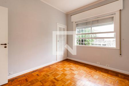 Casa à venda com 280m², 5 quartos e 5 vagasQuarto 3