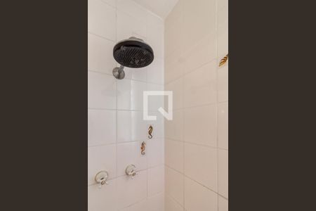 Casa à venda com 280m², 5 quartos e 5 vagasBanheiro 2