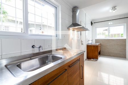 Casa à venda com 280m², 5 quartos e 5 vagasCozinha