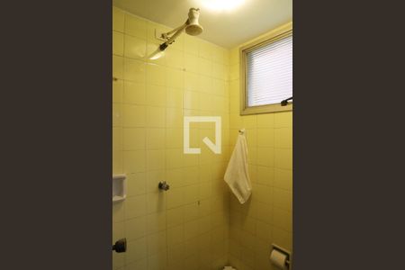 Apartamento à venda com 167m², 2 quartos e 2 vagasBanheiro de serviço