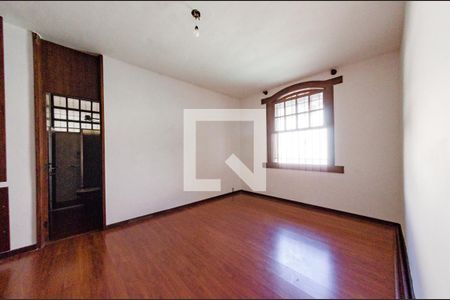 Casa à venda com 315m², 4 quartos e 3 vagas Casa à venda com 315m², 4 quartos e 3 vagasSuíte 1