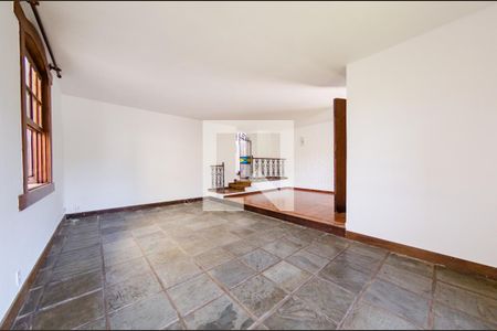 Sala de casa à venda com 4 quartos, 315m² em São Bento, Belo Horizonte