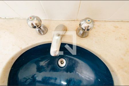 Casa à venda com 315m², 4 quartos e 3 vagas Casa à venda com 315m², 4 quartos e 3 vagasPia