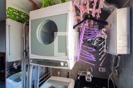 Apartamento à venda com 79m², 3 quartos e 2 vagas Apartamento à venda com 79m², 3 quartos e 2 vagasÁrea de Serviço