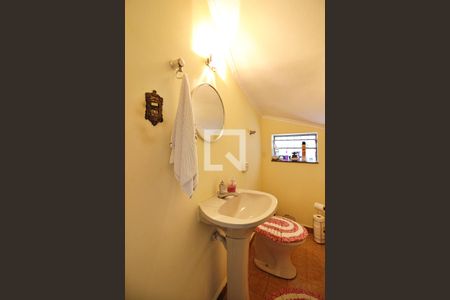 Casa à venda com 175m², 3 quartos e 2 vagasLavabo