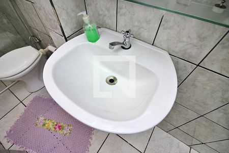 Casa à venda com 175m², 3 quartos e 2 vagasBanheiro de Serviço