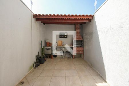 Casa à venda com 200m², 3 quartos e 2 vagas Casa à venda com 200m², 3 quartos e 2 vagasChurrasqueira