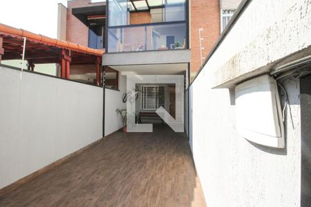 Casa à venda com 200m², 3 quartos e 2 vagas Casa à venda com 200m², 3 quartos e 2 vagasGaragem