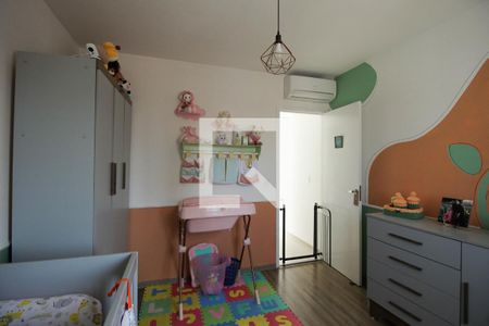 Casa à venda com 200m², 3 quartos e 2 vagas Casa à venda com 200m², 3 quartos e 2 vagasQuarto 2