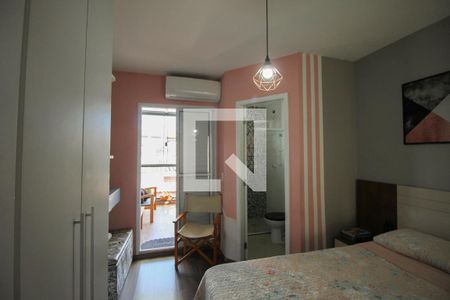 Casa à venda com 200m², 3 quartos e 2 vagas Casa à venda com 200m², 3 quartos e 2 vagasQuarto Suíte