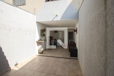 Casa à venda com 200m², 3 quartos e 2 vagas Casa à venda com 200m², 3 quartos e 2 vagasÁrea de Serviço