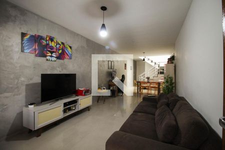 Sala de casa à venda com 3 quartos, 200m² em Vila Lúcia, São Paulo