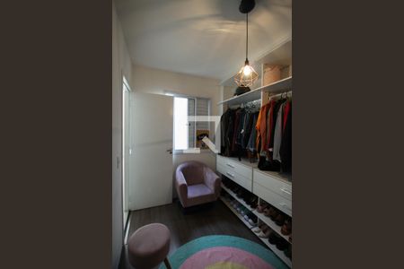 Casa à venda com 200m², 3 quartos e 2 vagas Casa à venda com 200m², 3 quartos e 2 vagasQuarto 3