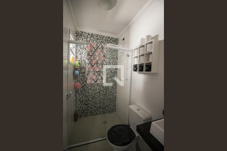 Casa à venda com 200m², 3 quartos e 2 vagas Casa à venda com 200m², 3 quartos e 2 vagasBanheiro da Suíte