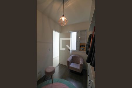 Casa à venda com 200m², 3 quartos e 2 vagas Casa à venda com 200m², 3 quartos e 2 vagasQuarto 3