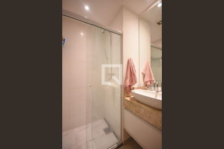 Apartamento para alugar com 68m², 2 quartos e 1 vaga Apartamento para alugar com 68m², 2 quartos e 1 vagaBanheiro