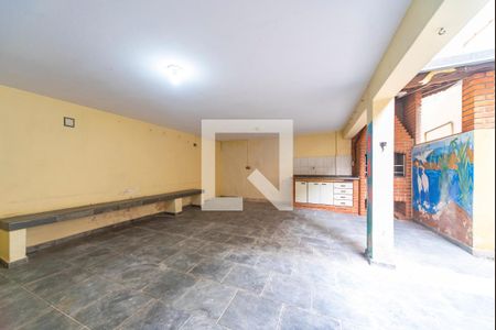 Casa à venda com 229m², 3 quartos e 2 vagasQuintal e Churrasqueira