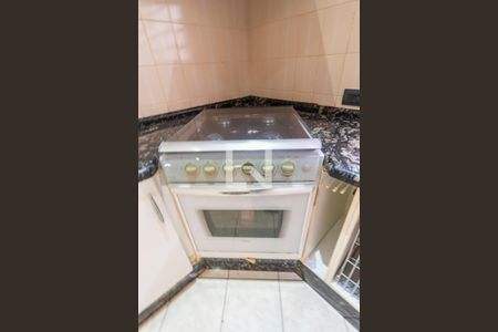 Casa à venda com 229m², 3 quartos e 2 vagasFogão