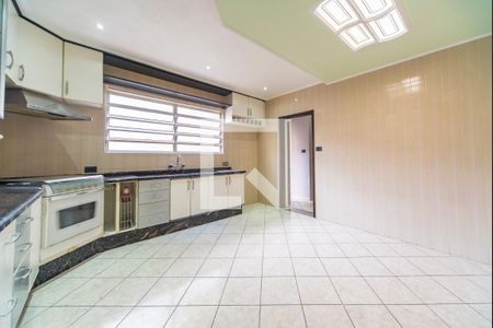 Casa à venda com 229m², 3 quartos e 2 vagasCozinha