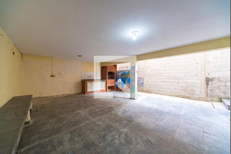 Casa à venda com 229m², 3 quartos e 2 vagasQuintal e Churrasqueira