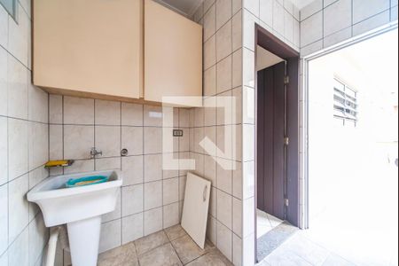 Casa à venda com 229m², 3 quartos e 2 vagasÁrea de Serviço