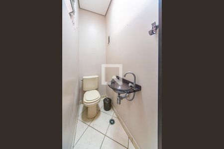 Casa à venda com 229m², 3 quartos e 2 vagasBanheiro