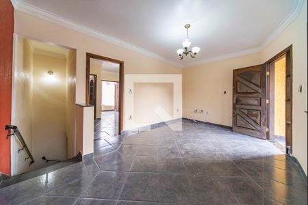 Sala1 de casa à venda com 3 quartos, 229m² em Parque das Nações, Santo André