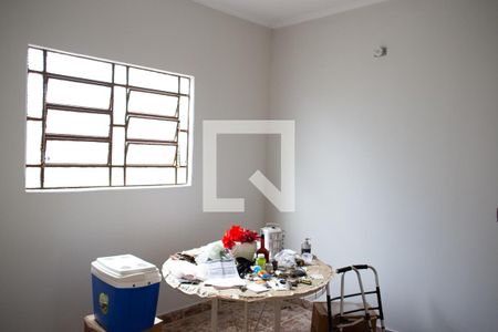 Casa para alugar com 250m², 3 quartos e 2 vagas Casa para alugar com 250m², 3 quartos e 2 vagasQuarto de Serviço