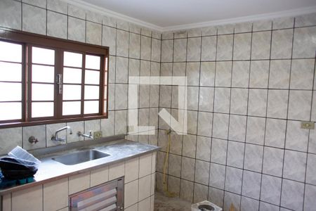 Casa para alugar com 250m², 3 quartos e 2 vagas Casa para alugar com 250m², 3 quartos e 2 vagasCozinha