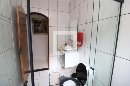 Casa à venda com 103m², 3 quartos e 2 vagasBanheiro