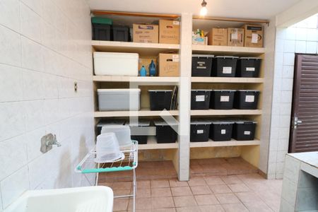 Casa à venda com 103m², 3 quartos e 2 vagasÁrea de Serviço