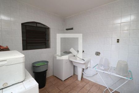 Casa à venda com 103m², 3 quartos e 2 vagasÁrea de Serviço