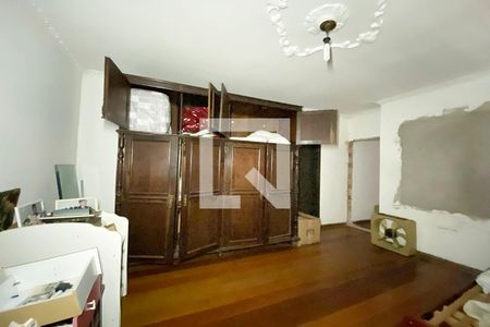 Casa à venda com 429m², 3 quartos e 2 vagasQuarto 5