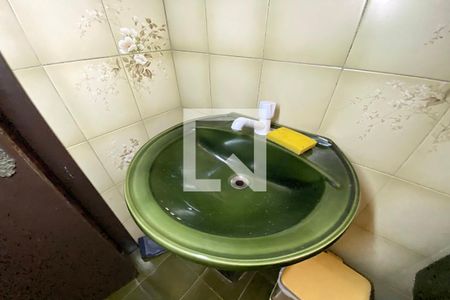 Casa à venda com 429m², 3 quartos e 2 vagasBanheiro