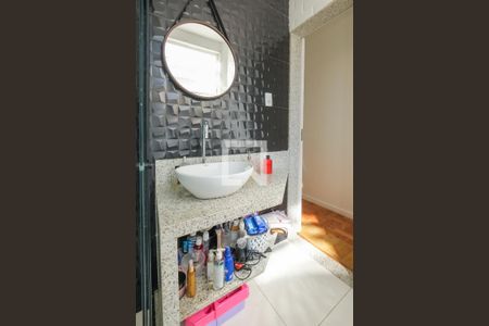 Apartamento à venda com 78m², 3 quartos e sem vagaBanheiro Corredor