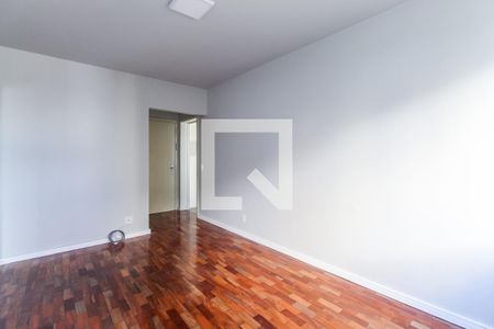 Sala de apartamento para alugar com 1 quarto, 52m² em Jardim do Salso, Porto Alegre