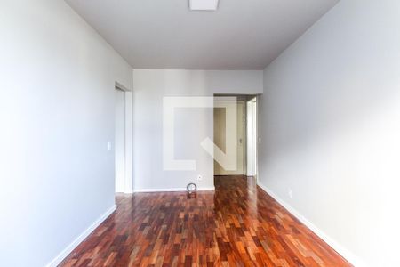 Sala de apartamento para alugar com 1 quarto, 52m² em Jardim do Salso, Porto Alegre
