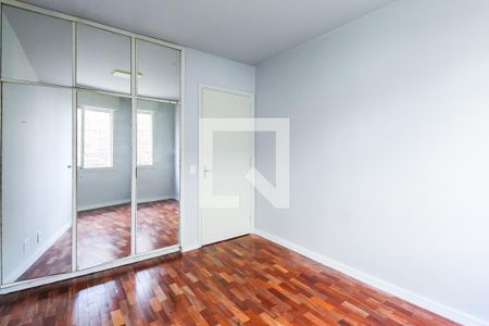 Quarto  de apartamento para alugar com 1 quarto, 52m² em Jardim do Salso, Porto Alegre