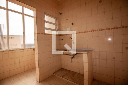 Cozinha de apartamento à venda com 2 quartos, 65m² em São Francisco, Belo Horizonte