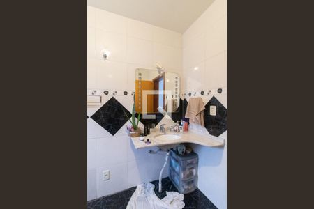 Casa para alugar com 250m², 3 quartos e 3 vagas Casa para alugar com 250m², 3 quartos e 3 vagasBanheiro da Suíte 3