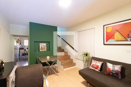 Sala de casa para alugar com 3 quartos, 120m² em Jardim das Flores, Osasco