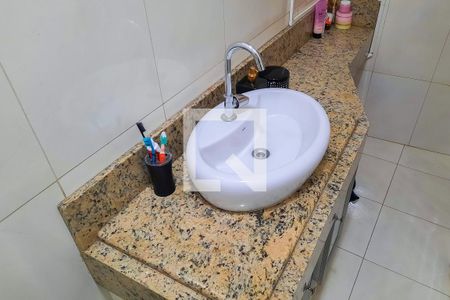 Casa à venda com 242m², 3 quartos e 3 vagasBanheiro da Suíte 1