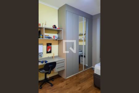 Casa à venda com 242m², 3 quartos e 3 vagasSuíte 2