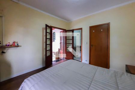 Casa à venda com 242m², 3 quartos e 3 vagasSuíte 1