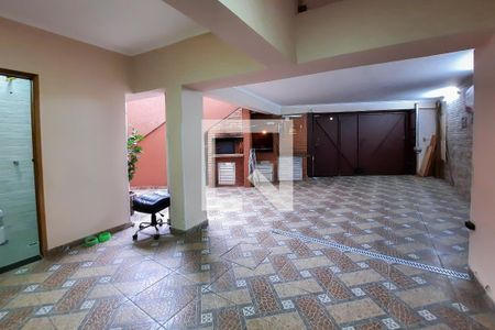 Casa à venda com 242m², 3 quartos e 3 vagasQuintal