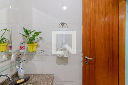 Apartamento à venda com 60m², 2 quartos e sem vaga Apartamento à venda com 60m², 2 quartos e sem vagaBanheiro