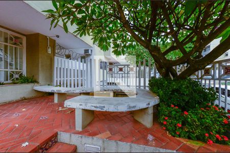 Apartamento à venda com 52m², 1 quarto e 1 vaga Apartamento à venda com 52m², 1 quarto e 1 vagaFachada