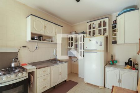 Apartamento à venda com 103m², 4 quartos e sem vaga Apartamento à venda com 103m², 4 quartos e sem vagaCozinha